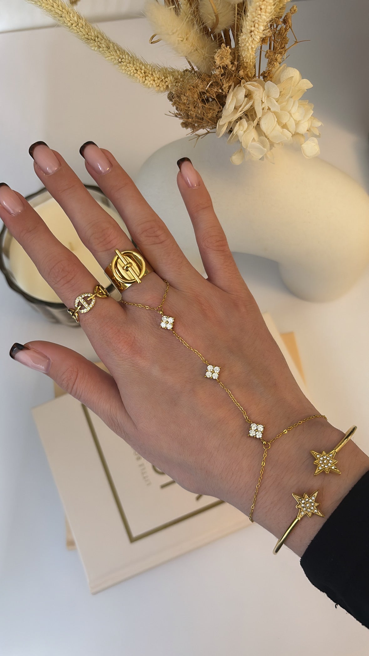 Chaîne de main Athena Gold