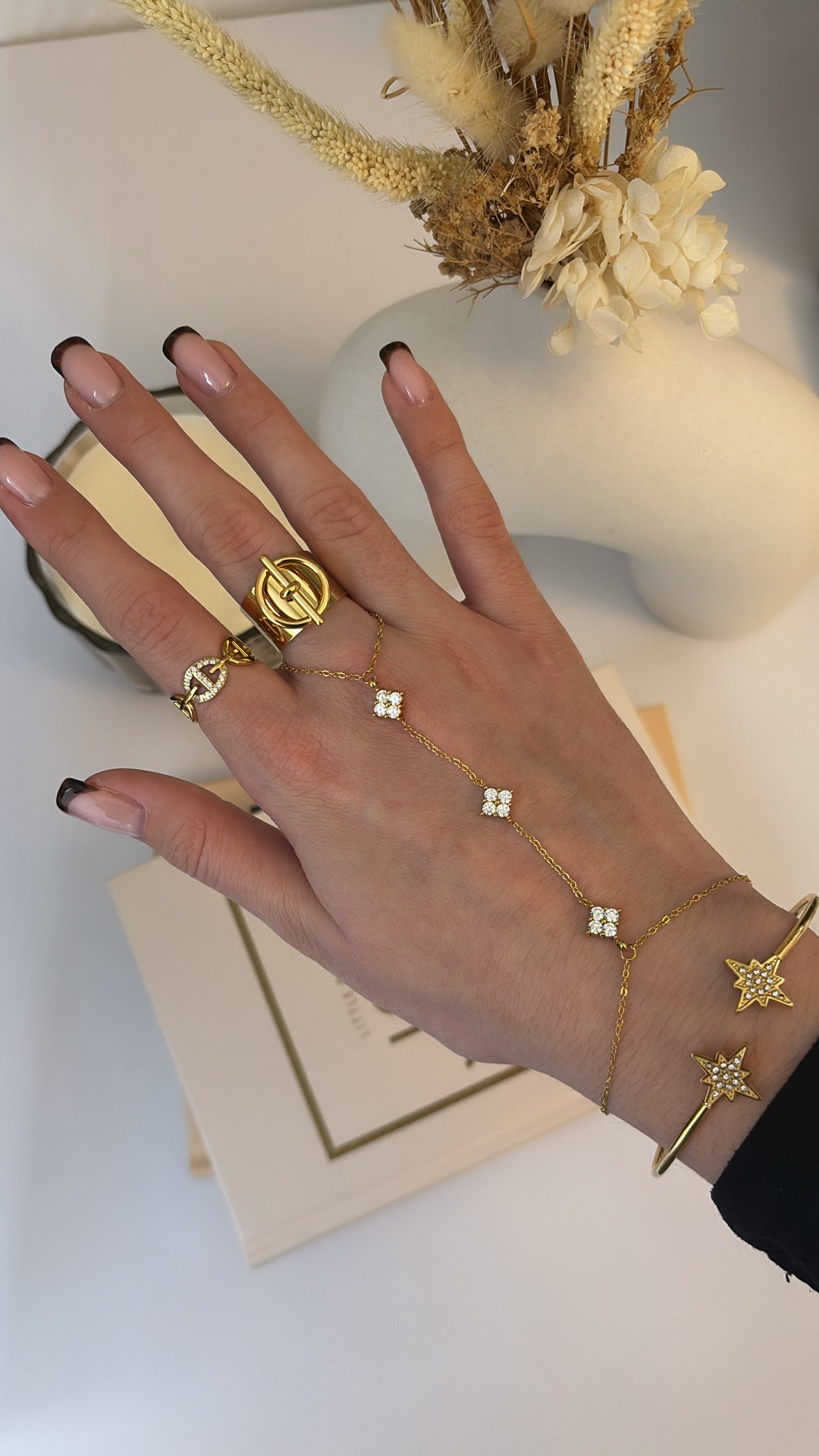 Chaîne de main Athena Gold