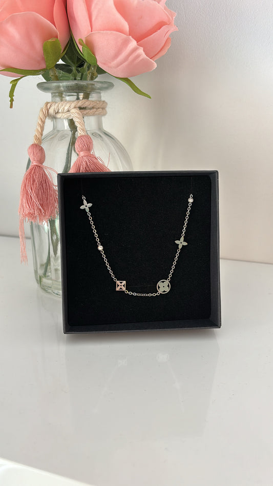 Collier Hoya Silver
