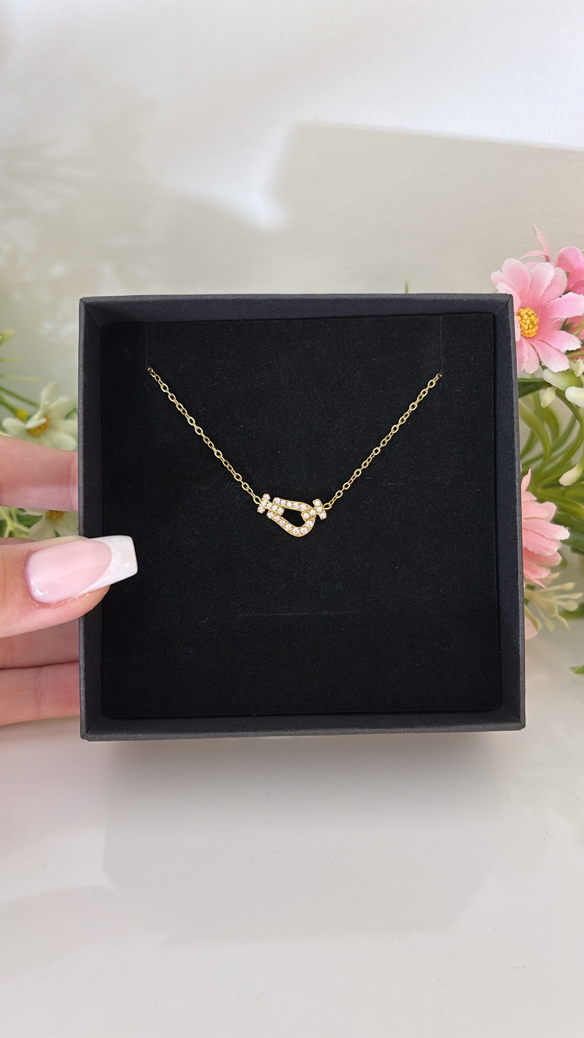 Collier Fredesia gold