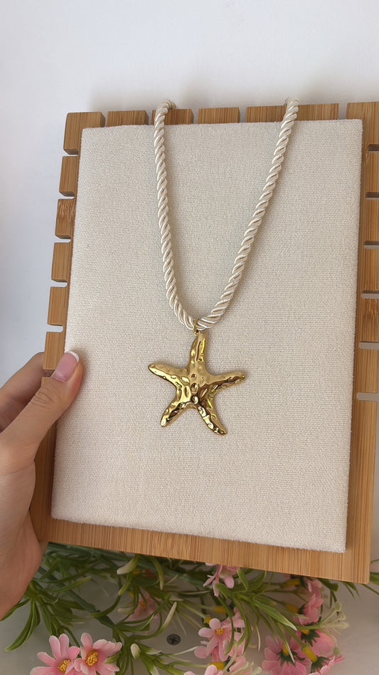Collier Sea gold