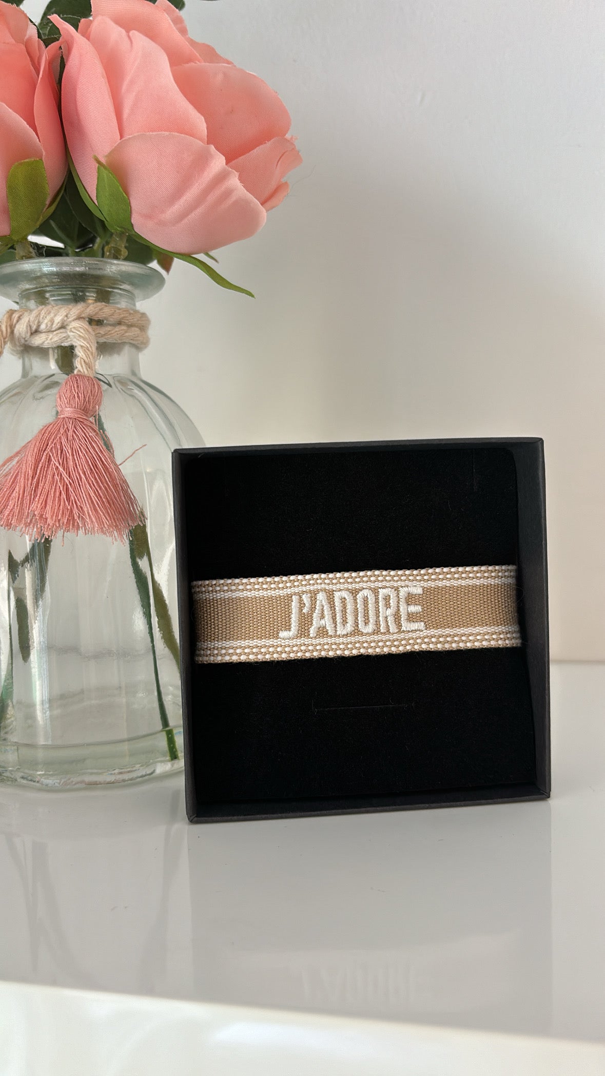 Bracelet j’adore beige