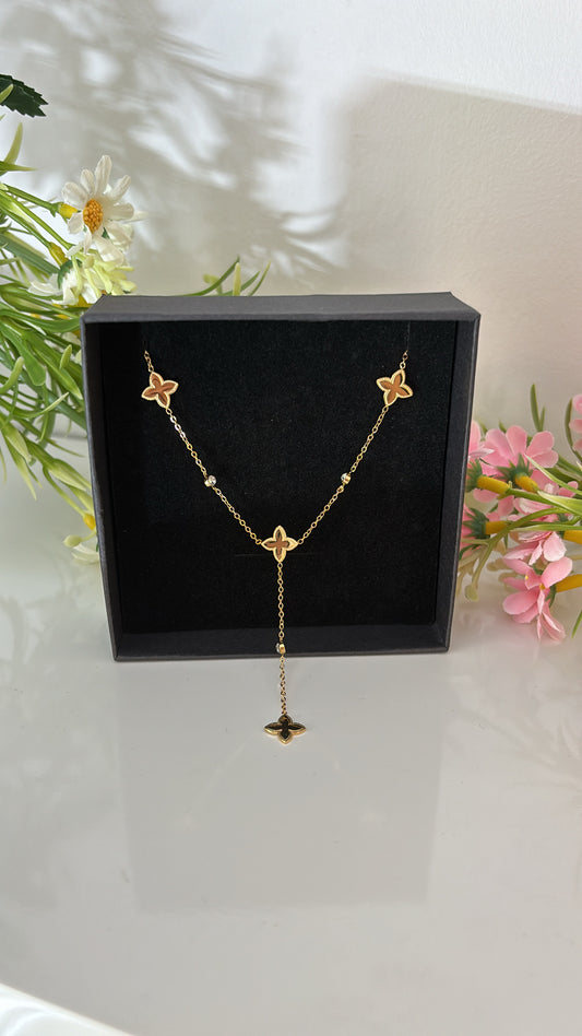Collier Victoria gold